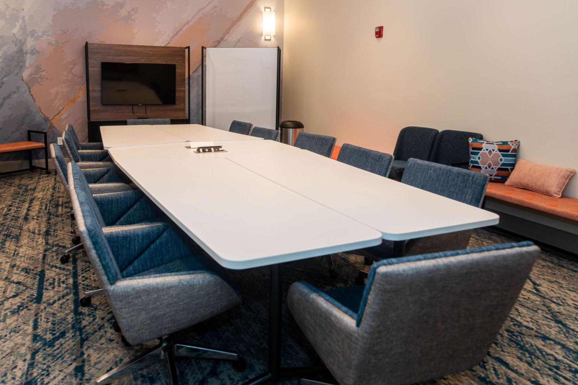 Hilton Garden Inn Mattoon, Il エクステリア 写真